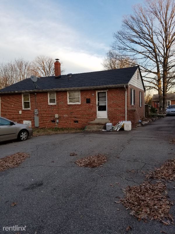 Building Photo - 3 br, 1 bath House - 1412 Kingswood St