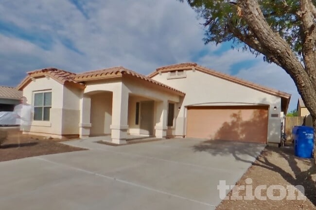 Building Photo - 3624 S 71st Dr