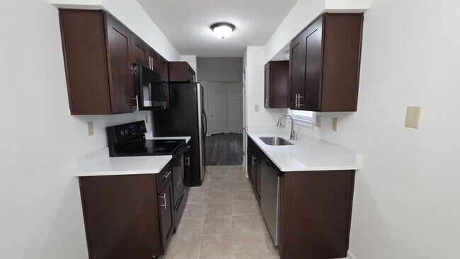 Foto del edificio - 1536 Beaver Trail Dr