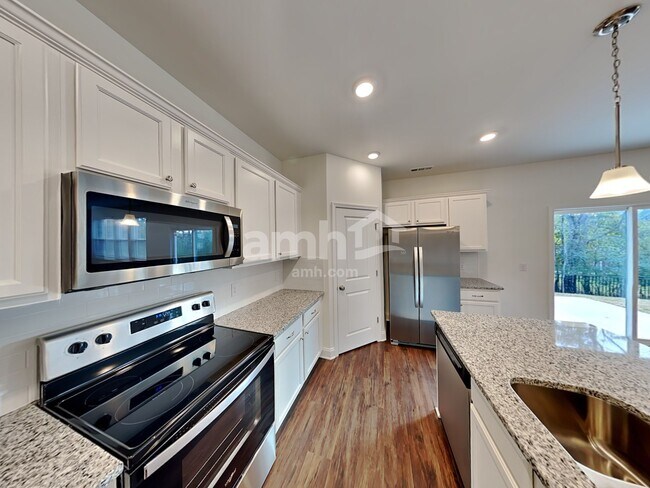 Building Photo - 5980 Hagar Valley Drive