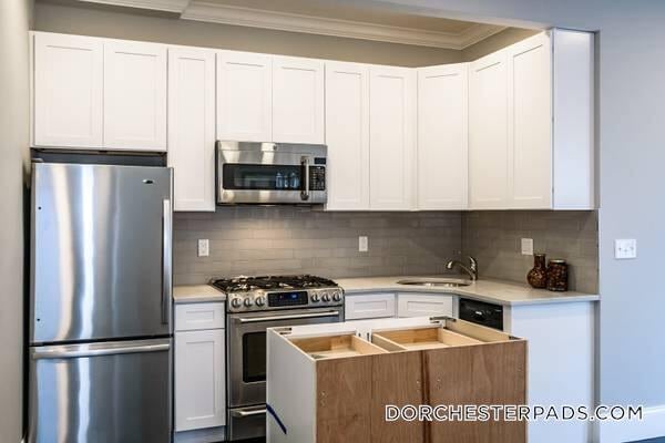 Building Photo - 26 Roseclair St