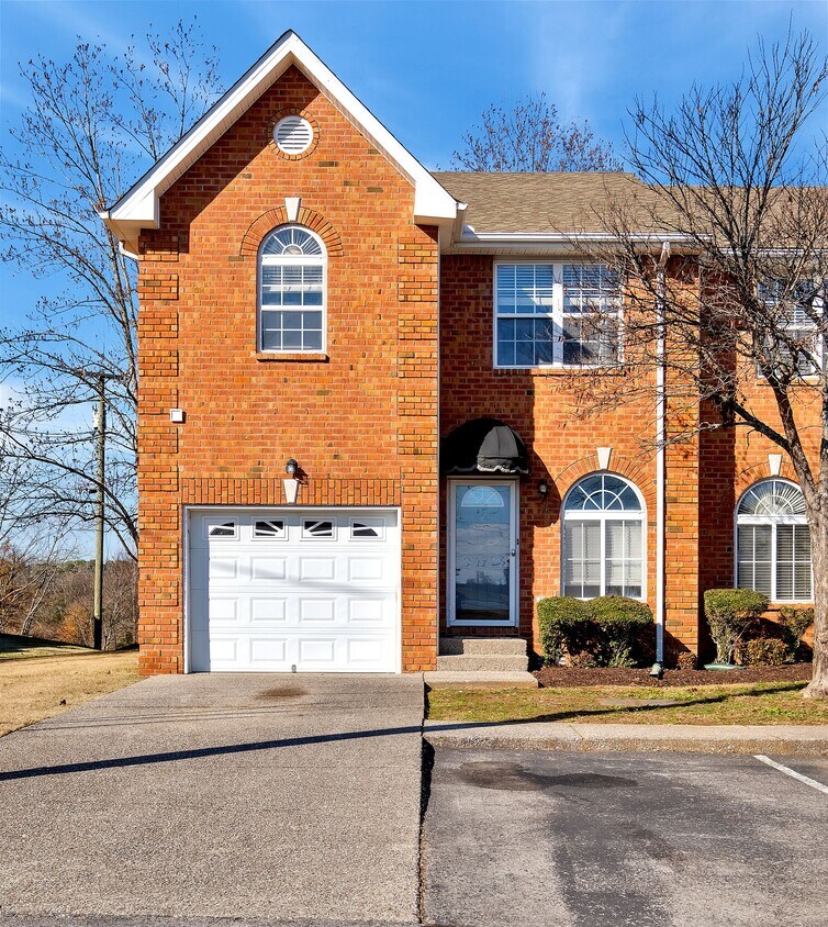 2120 Lebanon Pike Unit 17, Nashville, TN 37210 Condo for Rent in