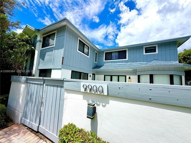 Building Photo - 9900 NW 52nd Ter