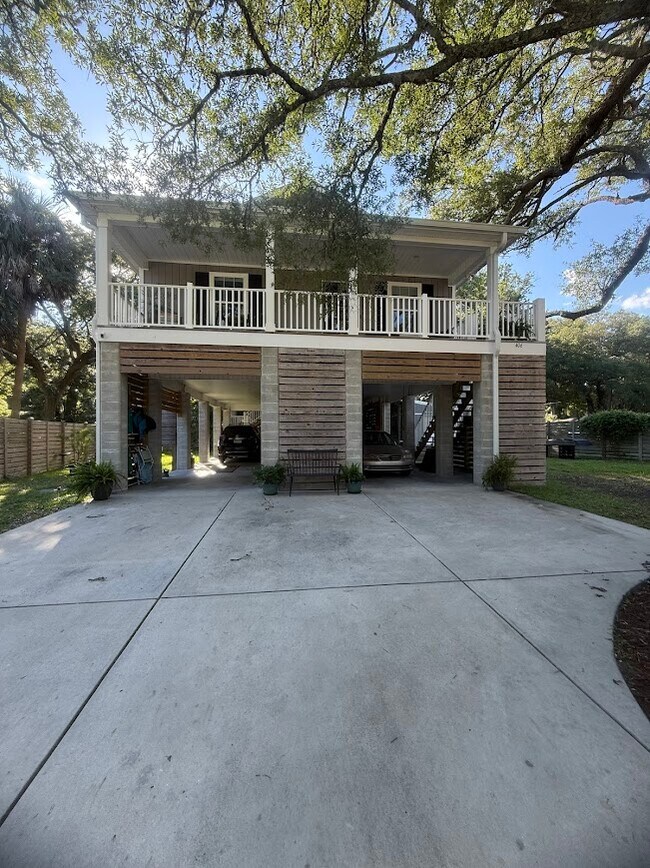 Foto del edificio - 406 Caverly Ln