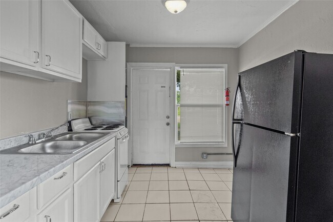 Foto del edificio - 802 3rd Ave N