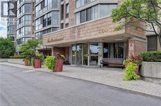 Building Photo - 265 Westcourt Pl