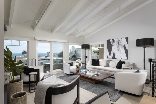 Building Photo - 2520 Seaview Ave
