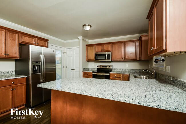 Foto del edificio - 241 Bear Oak Dr