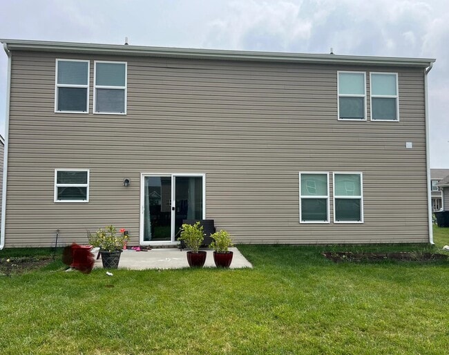 Building Photo - 904 Clydesdale Dr