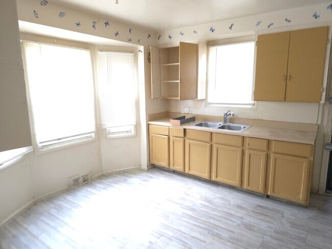 Foto del edificio - 16073 Tacoma St