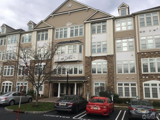 Foto principal - 3201 Cedar Village Blvd