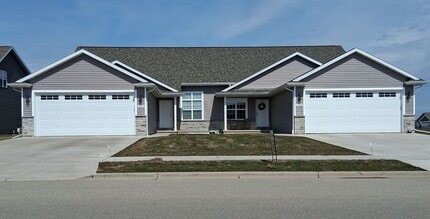 Building Photo - 1768-1770 Garroman Dr