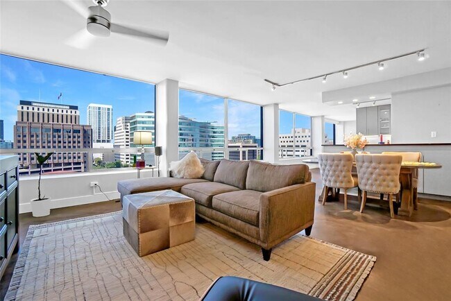 Foto del edificio - 1212 Guadalupe St