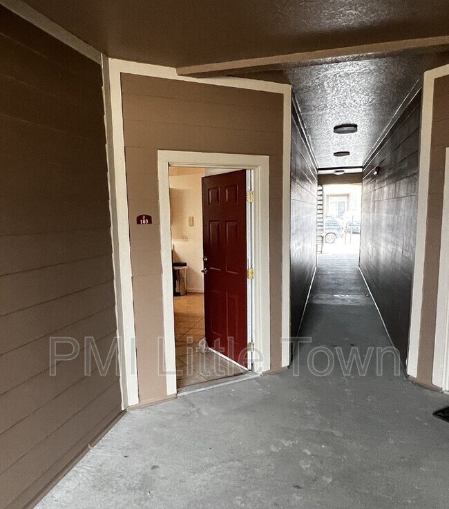 Foto del edificio - 7440 S Blackhawk St