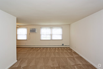 Broadmore Apartments photo'