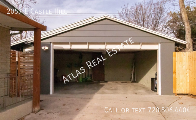 Building Photo - 2057 E Castle Hill
