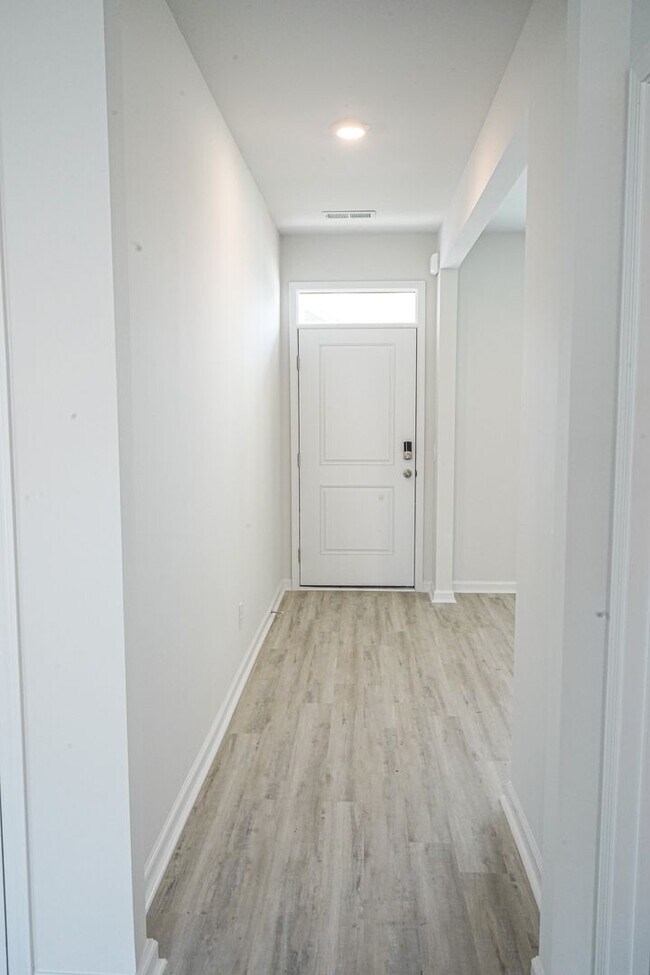 Building Photo - Available Soon!