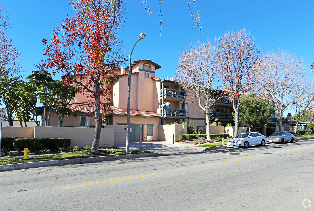 Primary Photo - Casa El Centro Apartments