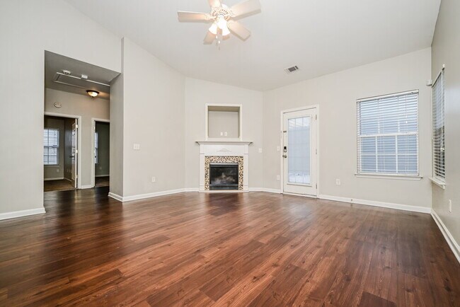 Foto del edificio - 1285 Winwood Dr