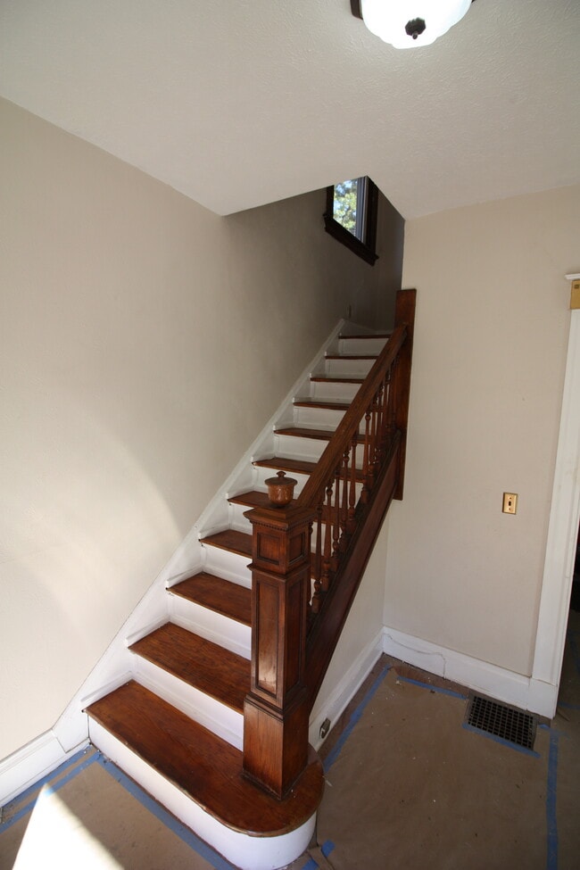 Building Photo - 3132 Harvard Ave