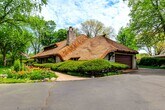 Primary Photo - 271 Longacres Ln