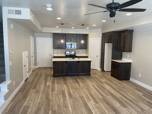 Foto del edificio - 832 Black Alder Dr