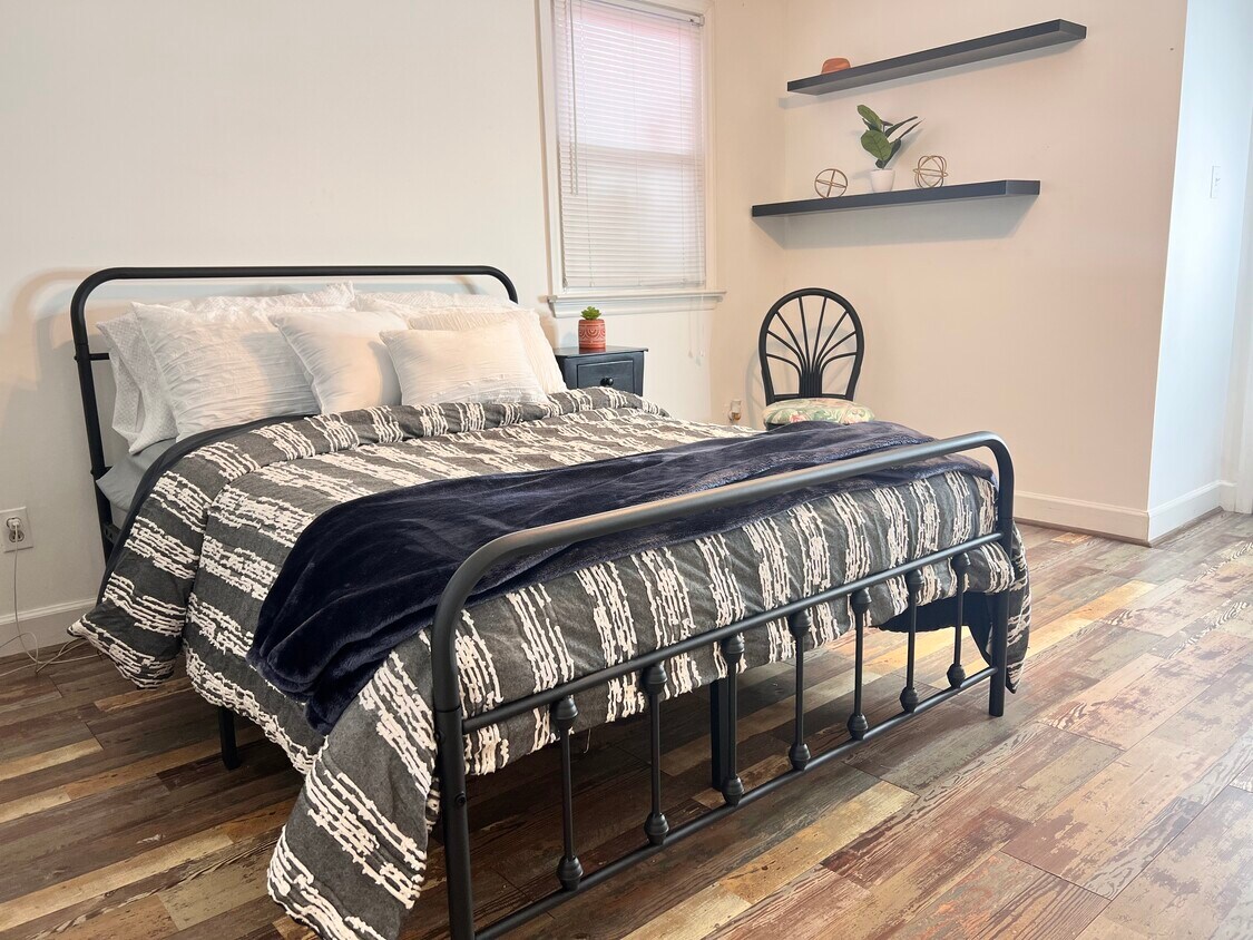 Foto principal - 1303 Cotten Rd