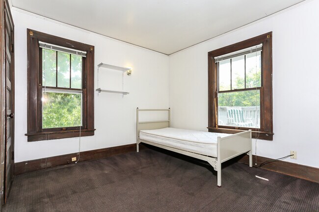 Foto del edificio - 1315 Washtenaw Ave