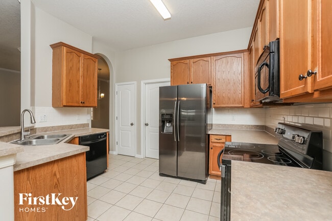 Foto del edificio - 34333 Shadewood Cir