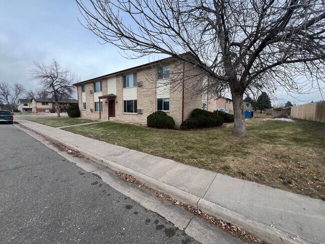 Foto del edificio - Lily1852 (KC-AM)