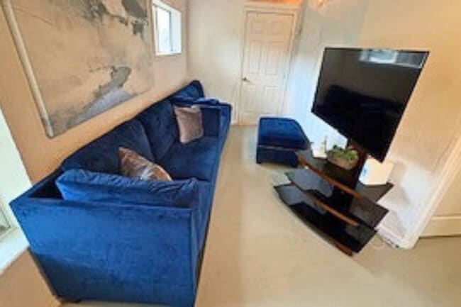 Foto del edificio - 13433 Topeka St