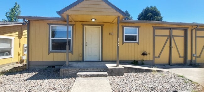 Building Photo - 1463 Gleason Ave