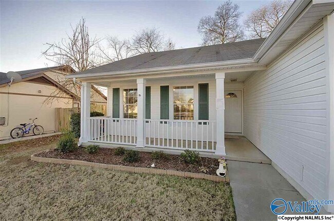 Foto del edificio - 105 Grey Fawn Trail