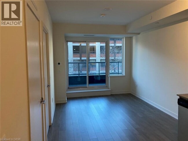 Photo du bâtiment - 212 King William St