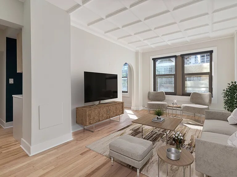 Foto principal - 1200 N La Salle Dr