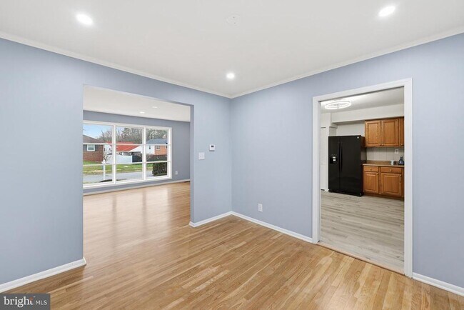 Foto del edificio - 11002 Trafton Ct