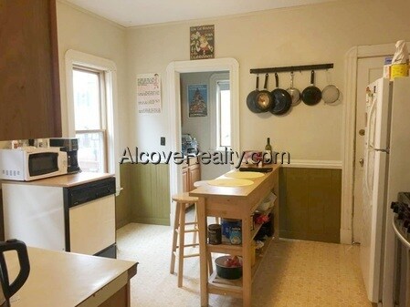 Photo - 85 Lowden Ave Apartment