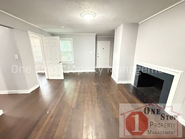Foto del edificio - Beautiful 3 Bedroom 1.5 Bathroom Home in K...
