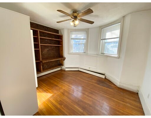 Building Photo - 748 4th St