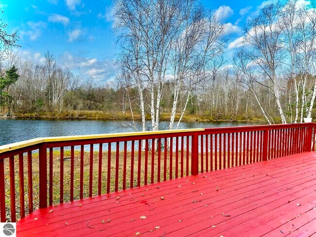 Building Photo - 105 Tippi Trail