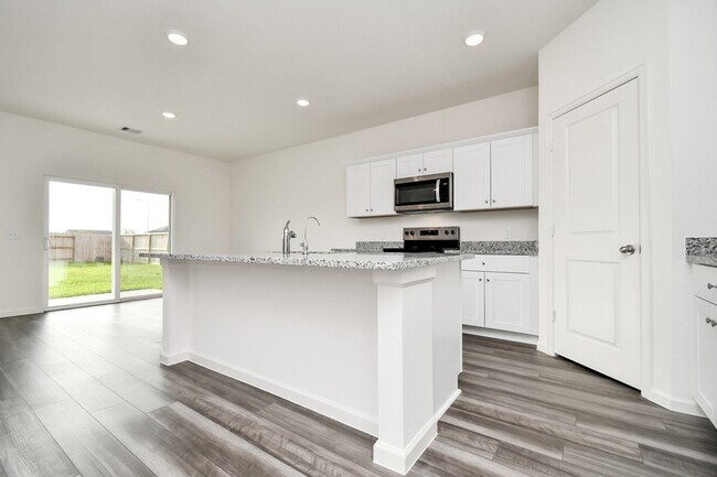 Foto del edificio - 5902 Bright Keel Dr