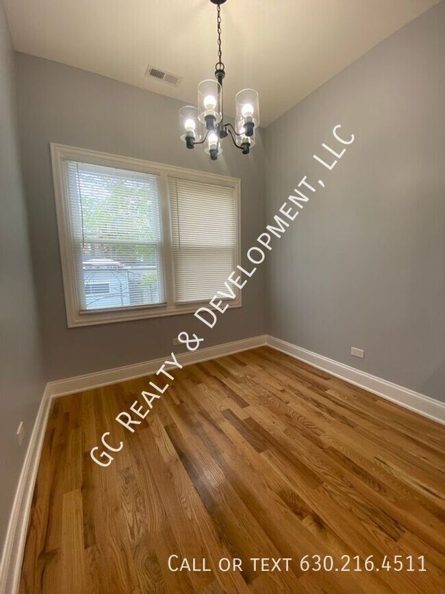 Foto del edificio - 4339 N Whipple St