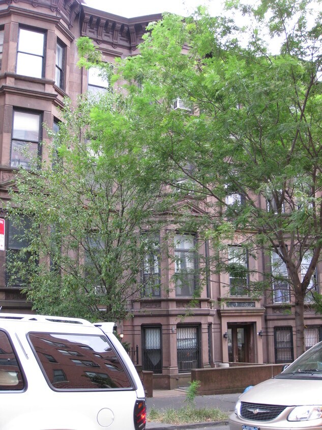 Foto del edificio - 898 UNION St