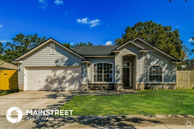 Building Photo - 8965 Bridgecreek Dr W