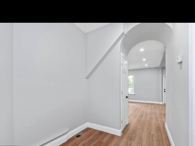 Foto del edificio - 2305 N Monroe St