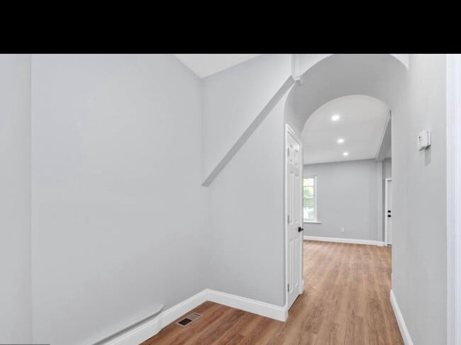 Foto del edificio - 2305 N Monroe St