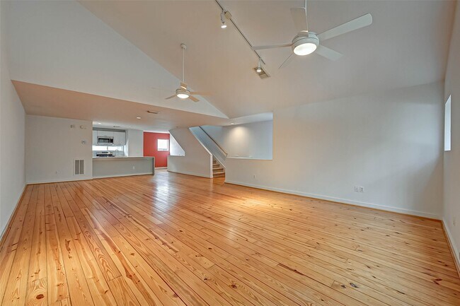 Foto del edificio - 2724 La Branch St