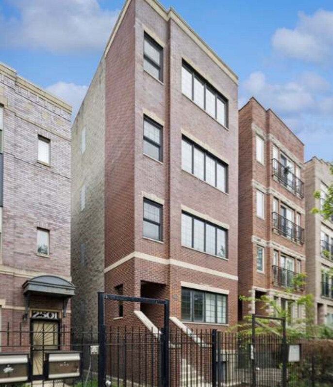 2503 W Harrison St Unit 4, Chicago, IL 60612 Condo for Rent in
