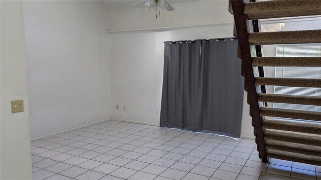 Building Photo - 2708 Tally Ho Ave