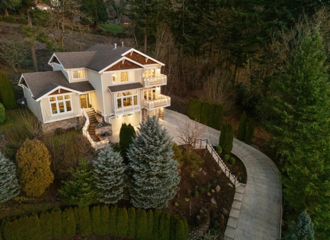 Building Photo - Spacious Happy Valley 4 Bedroom + Office Home with Valley Views, 3-Car Garage & Entertainer’s Bac...